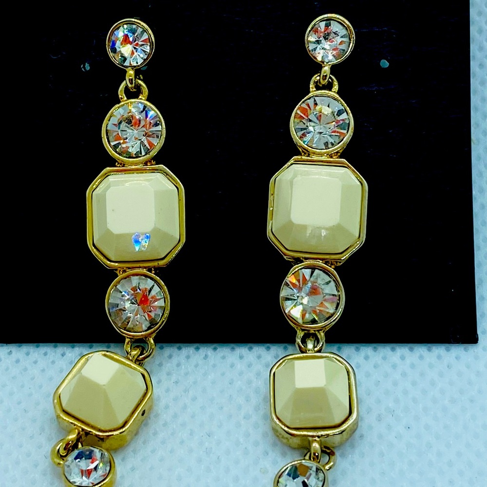 Ann Taylor jewelry drop earrings gold tone cream